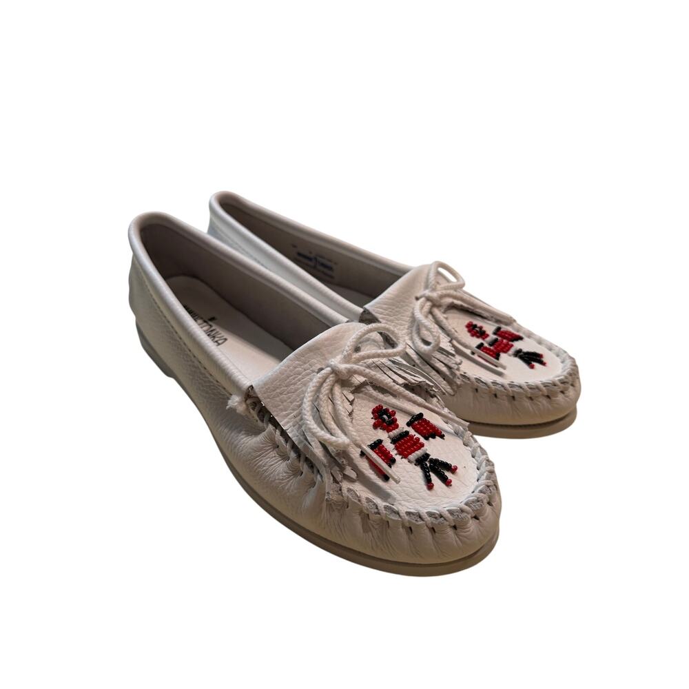 Minnetonka Womens Thunderbird Animikii Moccasins Flat White Leather Beaded Sz 9